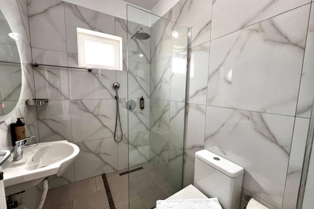 olia residence,tirane